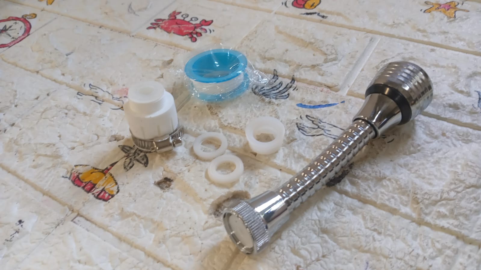 0550 Tap Spray Head Kitchen Faucet Extender Universal Faucet Spray Head Adapter Faucet Sprayer Attachment Jaywayne Kitchen Faucet Sprayer Movable Kitchen Faucet Head 360° Rotatable Anti -Splash Tap Water Saving Faucet for Kitchen (1 Pc) 0550 Tap Spray Head Kitchen Faucet Extender Universal Faucet Spray Head Adapter Faucet Sprayer Attachment Jaywayne Kitchen Faucet Sprayer Movable Kitchen Faucet Head 360° Rotatable Anti -Splash Tap Water Saving Faucet for Kitchen (1 Pc)